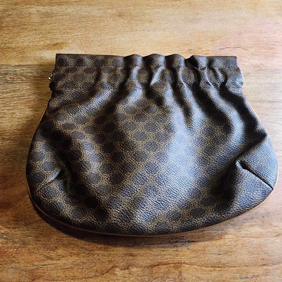 🔥Vintage Celine c bag clutch🔥 - Picture 2 of 6